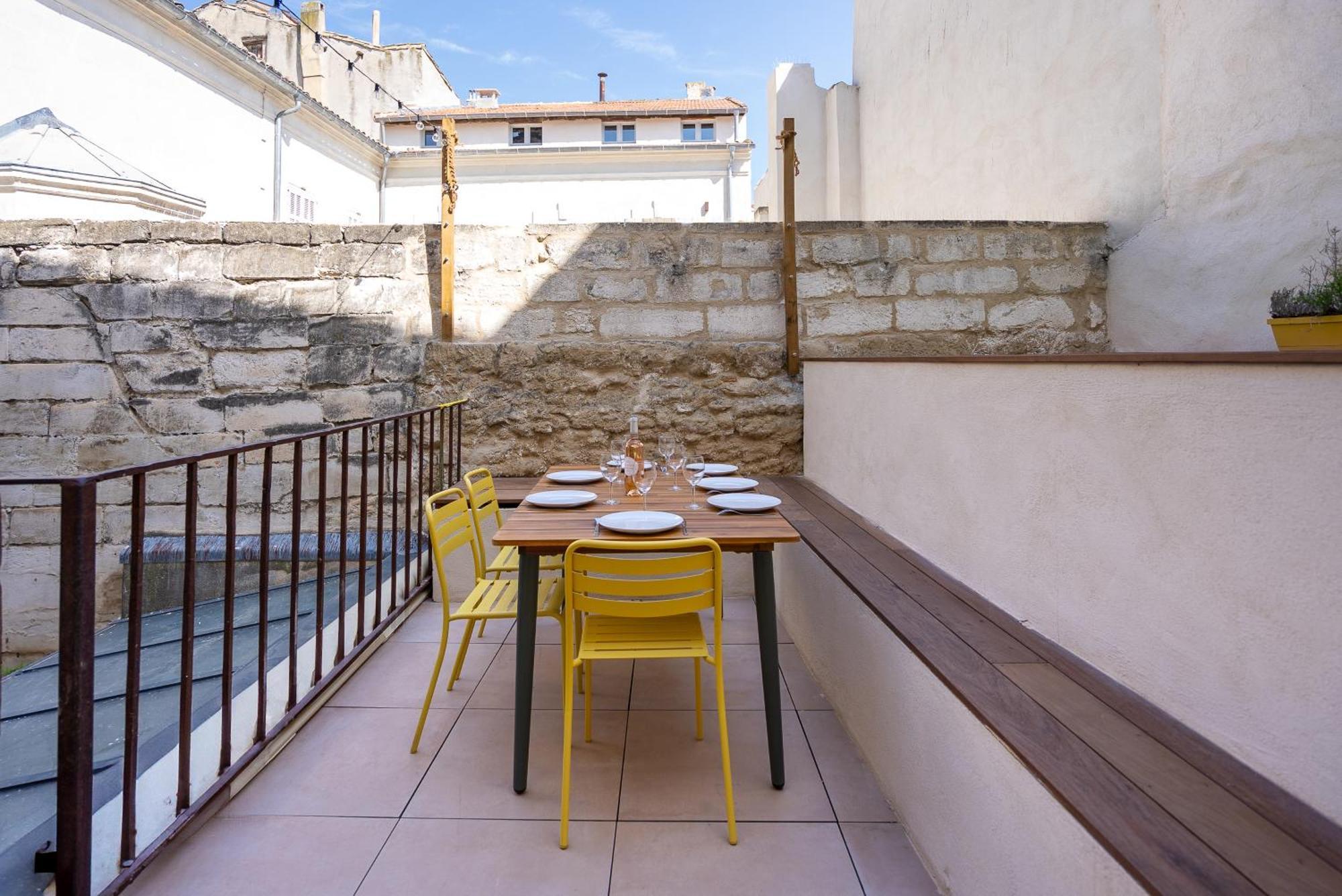 La Terrasse Du Saint-Didier Avignon Exteriör bild